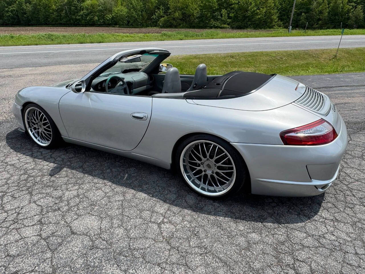 1999 Porsche 911 4