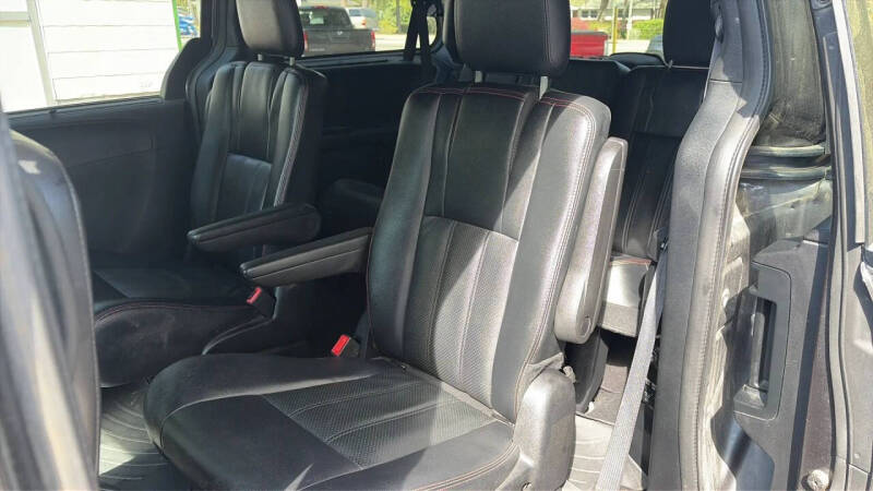 2016 Dodge Grand Caravan R/T