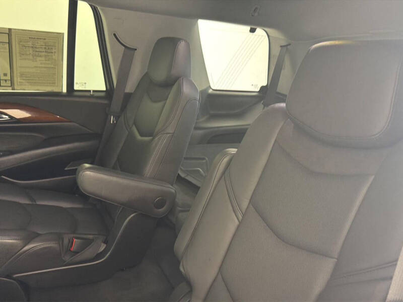 2020 Cadillac Escalade Luxury