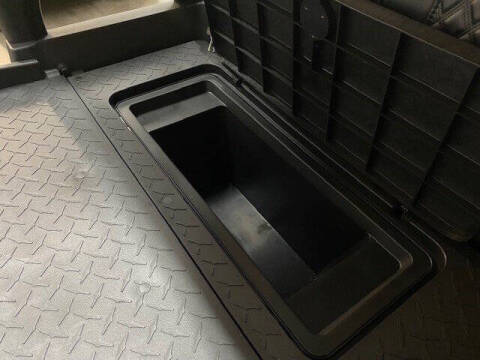 2024 Kodiak EV Defender