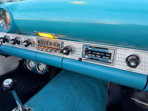1956 Ford Thunderbird