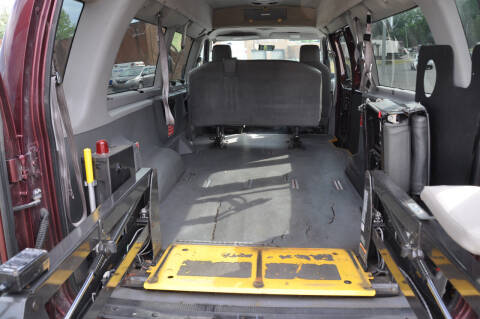 2010 Ford E-Series E-350 SD XLT