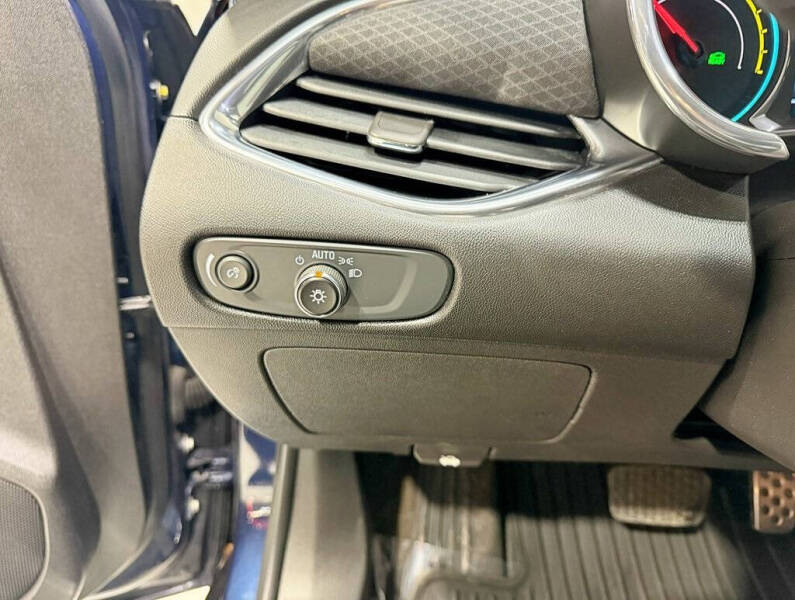 2017 Chevrolet Malibu Hybrid