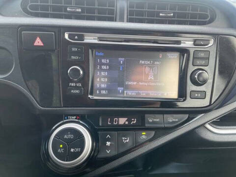 2016 Toyota Prius c Two