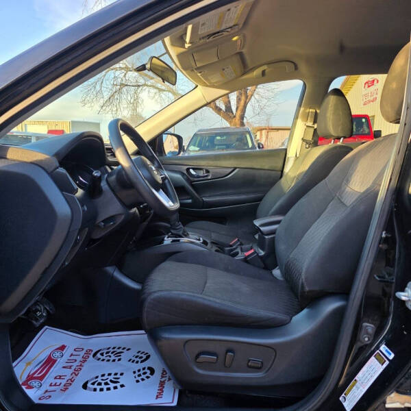 2018 Nissan Rogue SV