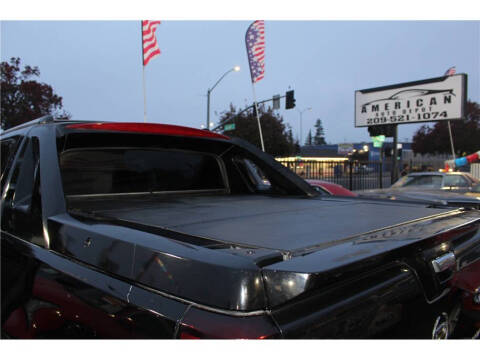 2011 Cadillac Escalade EXT Premium