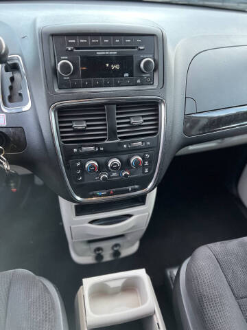 2013 Dodge Grand Caravan SE