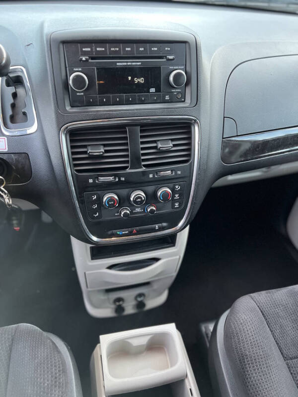 2013 Dodge Grand Caravan SE