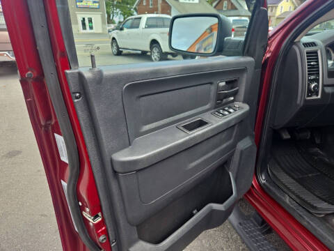 2017 RAM 1500 Express