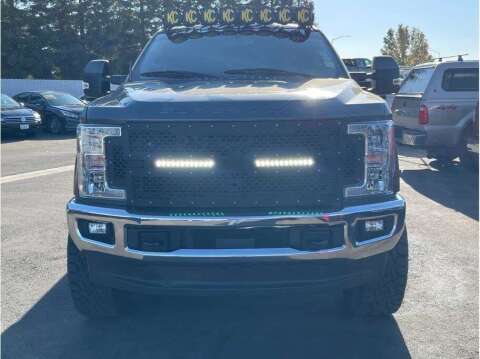 2018 Ford F-250 Super Duty for sale at USED CARS FRESNO in Clovis CA