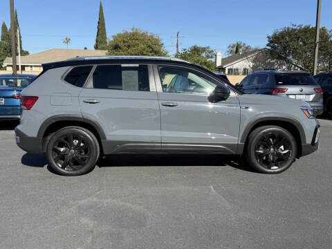 2023 Volkswagen Taos SE