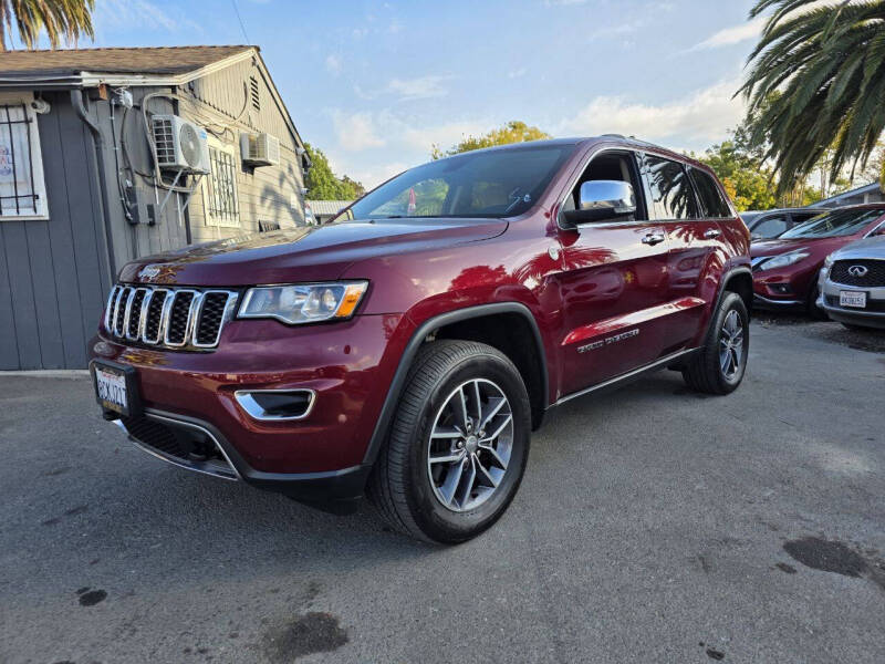 2018 Jeep Grand Cherokee Limited's photo