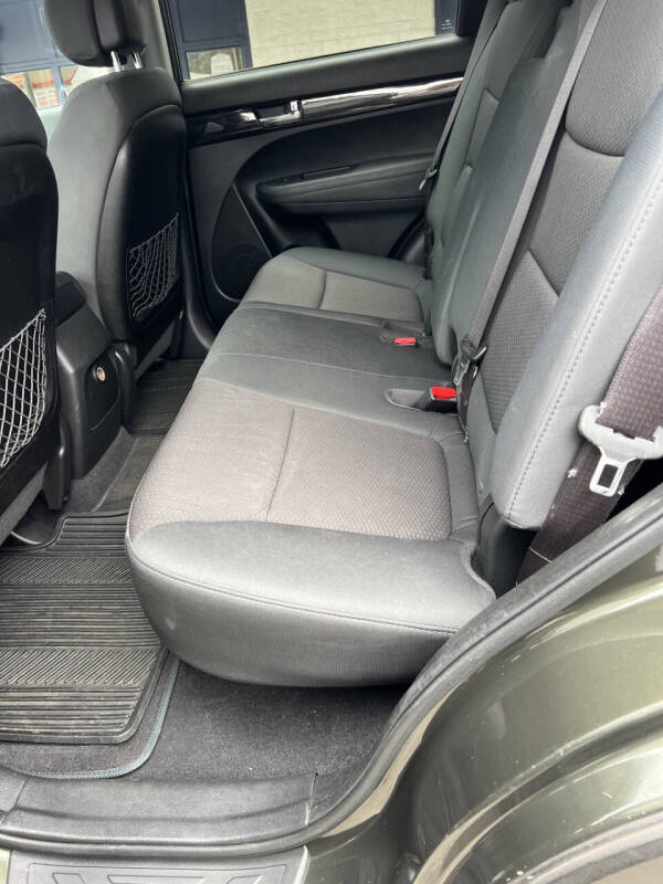 2013 Kia Sorento LX