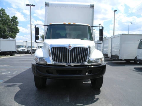 2018 International DuraStar 4300