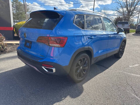 2023 Volkswagen Taos SE 4Motion