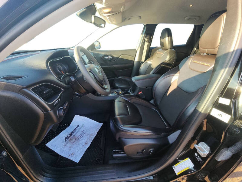 2022 Jeep Cherokee Trailhawk