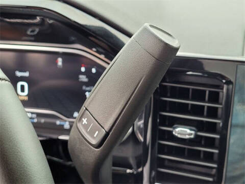 2024 GMC Sierra 1500 Elevation Standard