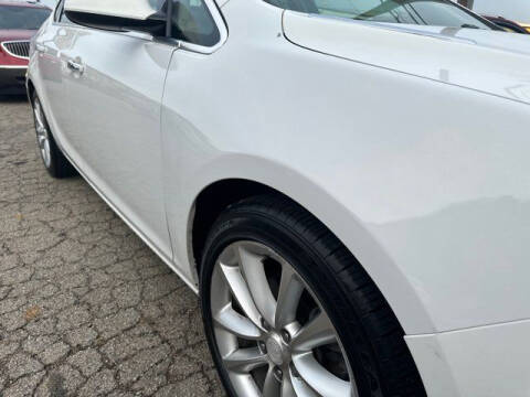 2013 Buick Verano Leather Group