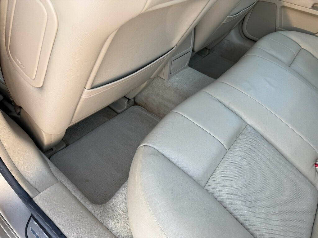 2006 Cadillac STS 38