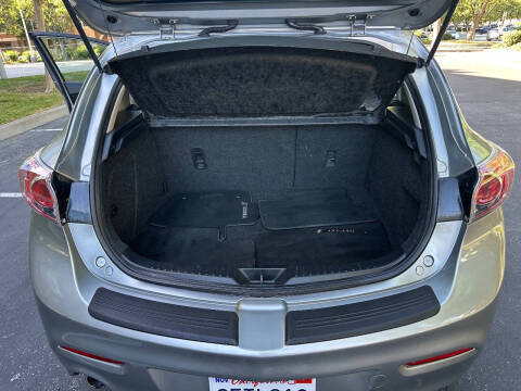2013 Mazda MAZDA3 i Touring