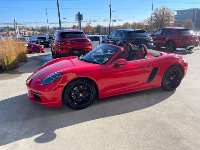 2023 Porsche 718 Boxster