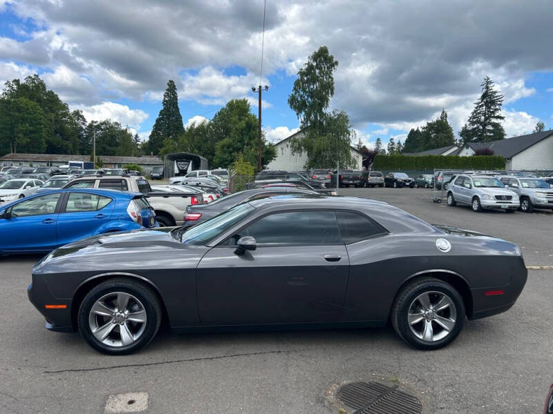 2016 Dodge Challenger SXT