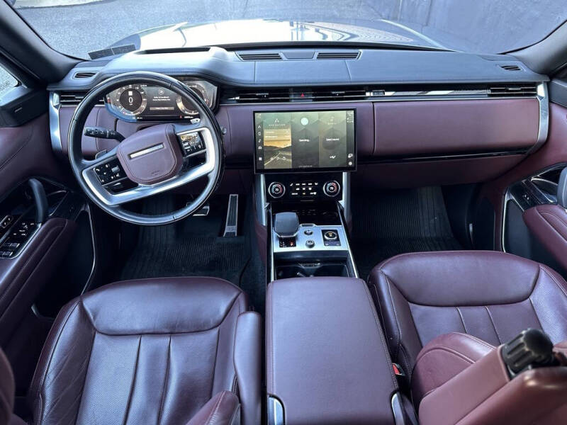 2023 Land Rover Range Rover P530 SE