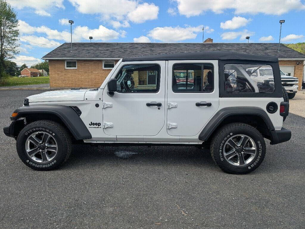 2023 Jeep Wrangler 6