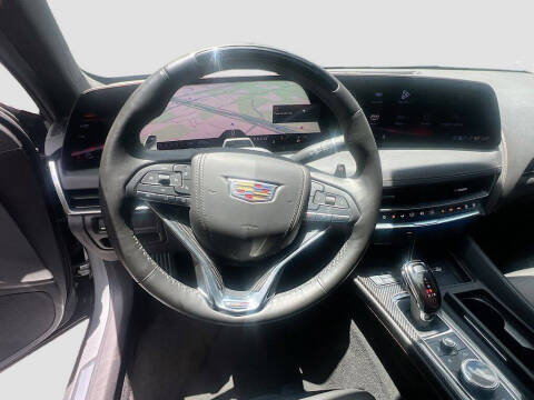 2025 Cadillac CT5-V