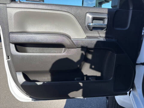 2023 Chevrolet Silverado 6500HD