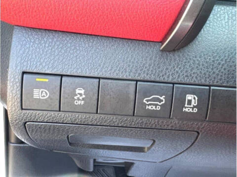 2022 Toyota Camry Hybrid XSE