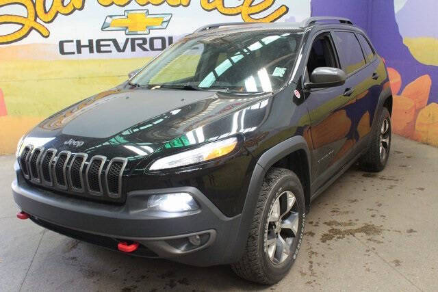 Used 2017 Jeep Cherokee Trailhawk with VIN 1C4PJMBS3HW606855 for sale in Grand Ledge, MI