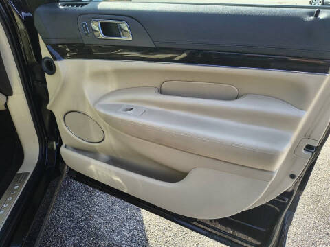 2019 Lincoln MKT Reserve