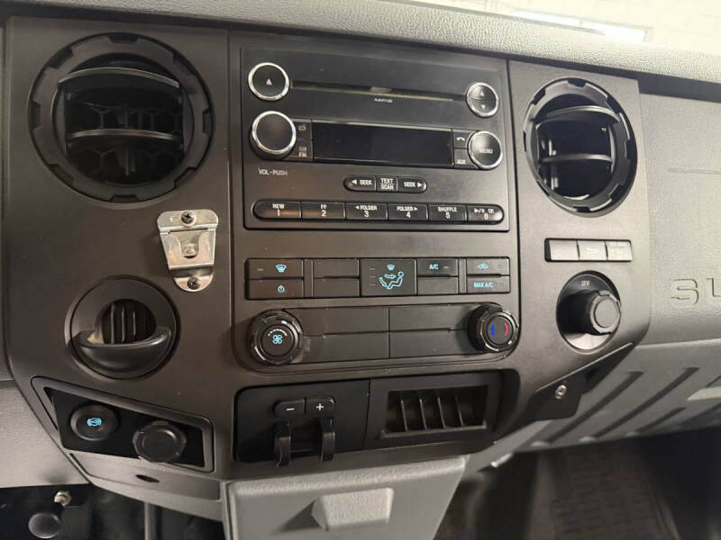 2015 Ford F-350 Super Duty XL