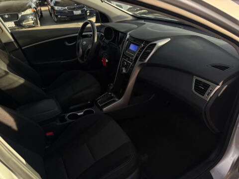 2017 Hyundai Elantra GT