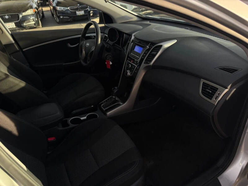 2017 Hyundai Elantra GT