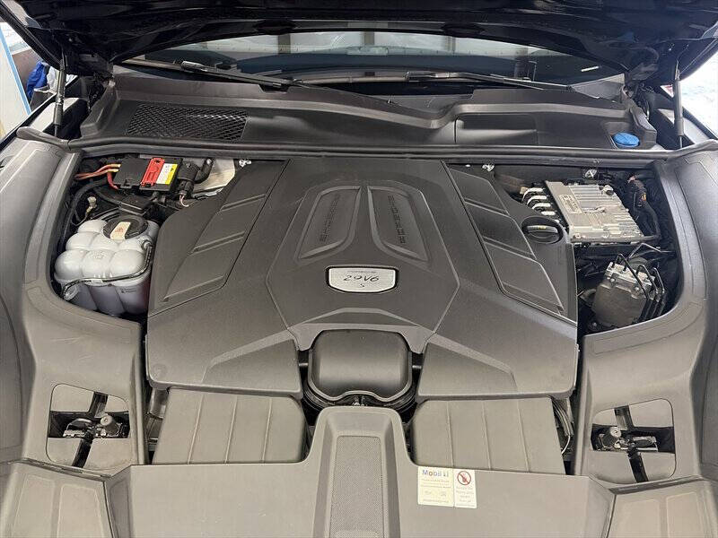 2020 Porsche Cayenne S Coupe