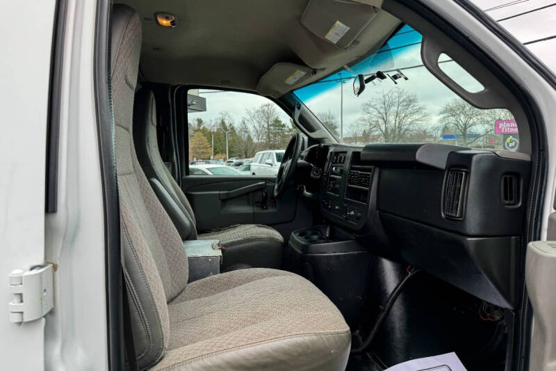 2016 Chevrolet Express 2500