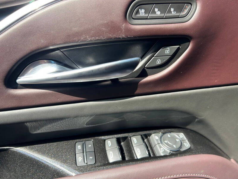2023 Cadillac Escalade-V