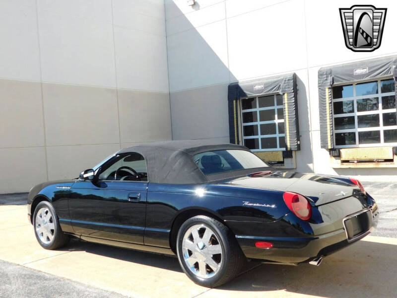 2002 Ford Thunderbird Deluxe