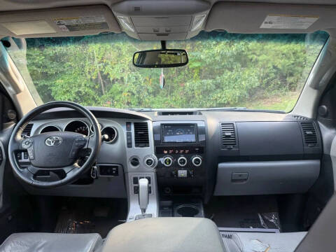 2008 Toyota Sequoia Platinum