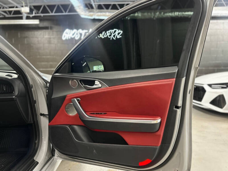 2019 Kia Stinger GT2