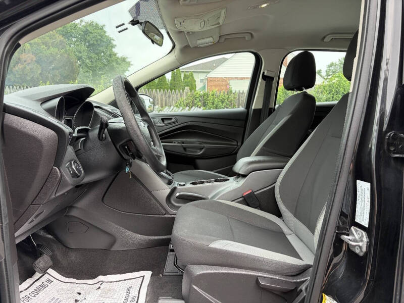2014 Ford Escape S