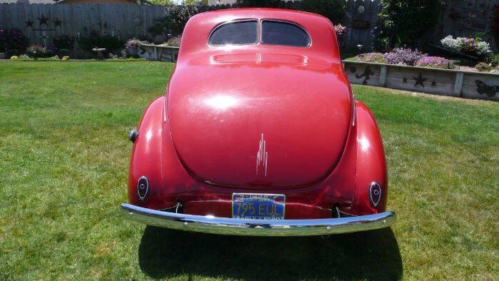 1939 Ford Deluxe
