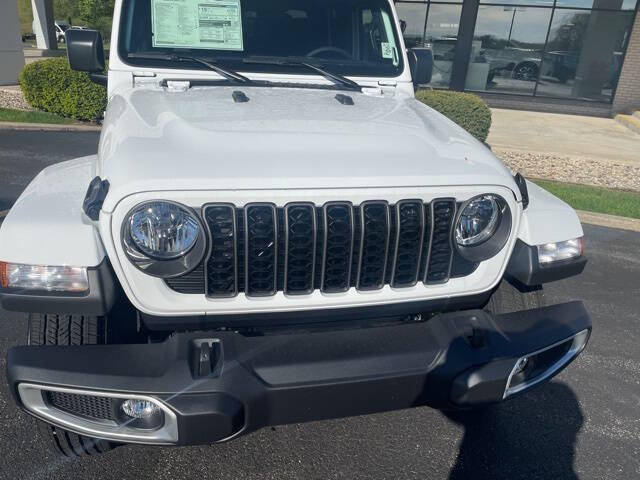 2024 Jeep Gladiator for sale at Metz Auto & Outdoors in Syracuse, IN