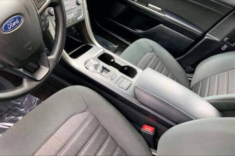 2020 Ford Fusion Hybrid SE