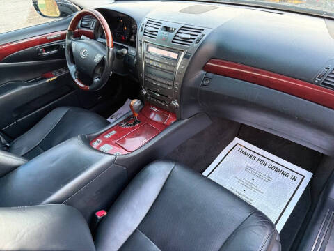 2007 Lexus LS 460