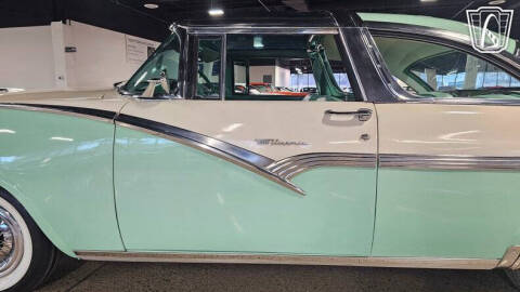 1956 Ford Crown Victoria