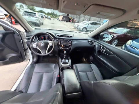 2015 Nissan Rogue SL
