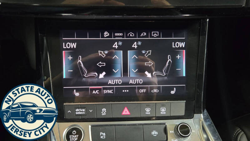 2021 Audi e-tron quattro Premium